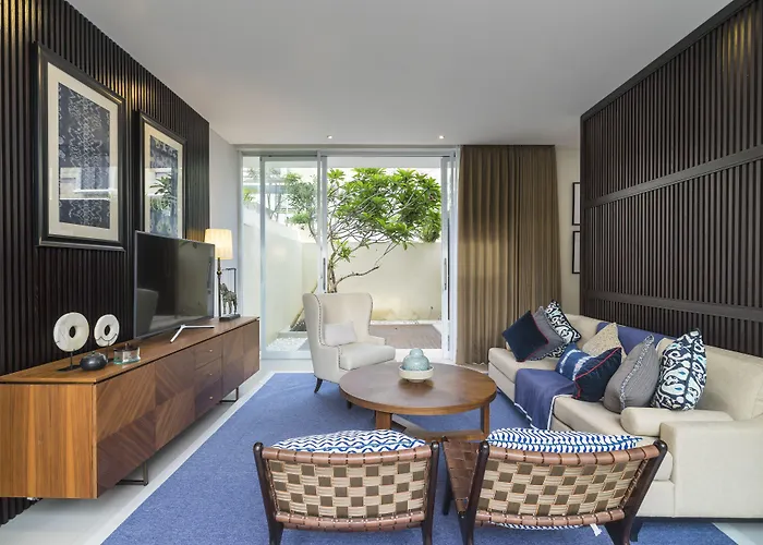 Bay View 4*